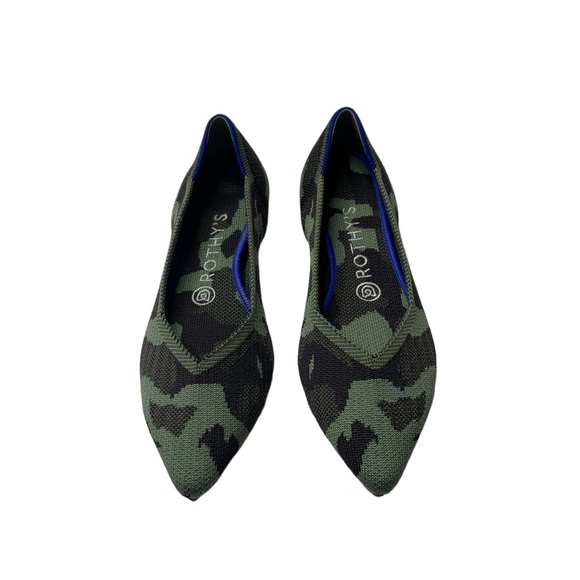Rothys | The Point in Olive Camo 7.5 - Picture 2 of 11
